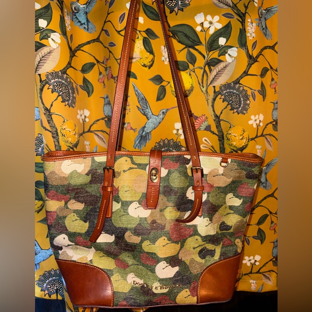 Dooney and Bourke Dover Duck Dynasty Tote - Picture 1 of 9